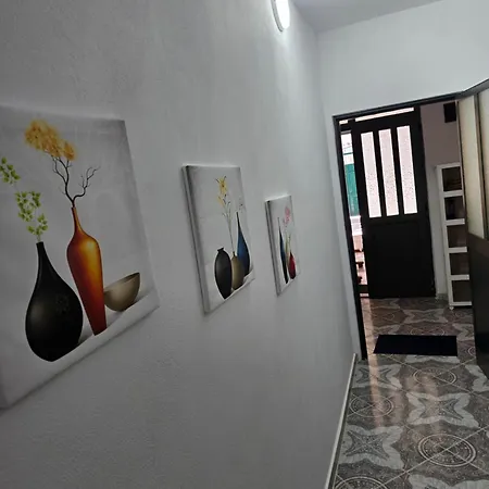 Prázdninový dům Revi 1 *
